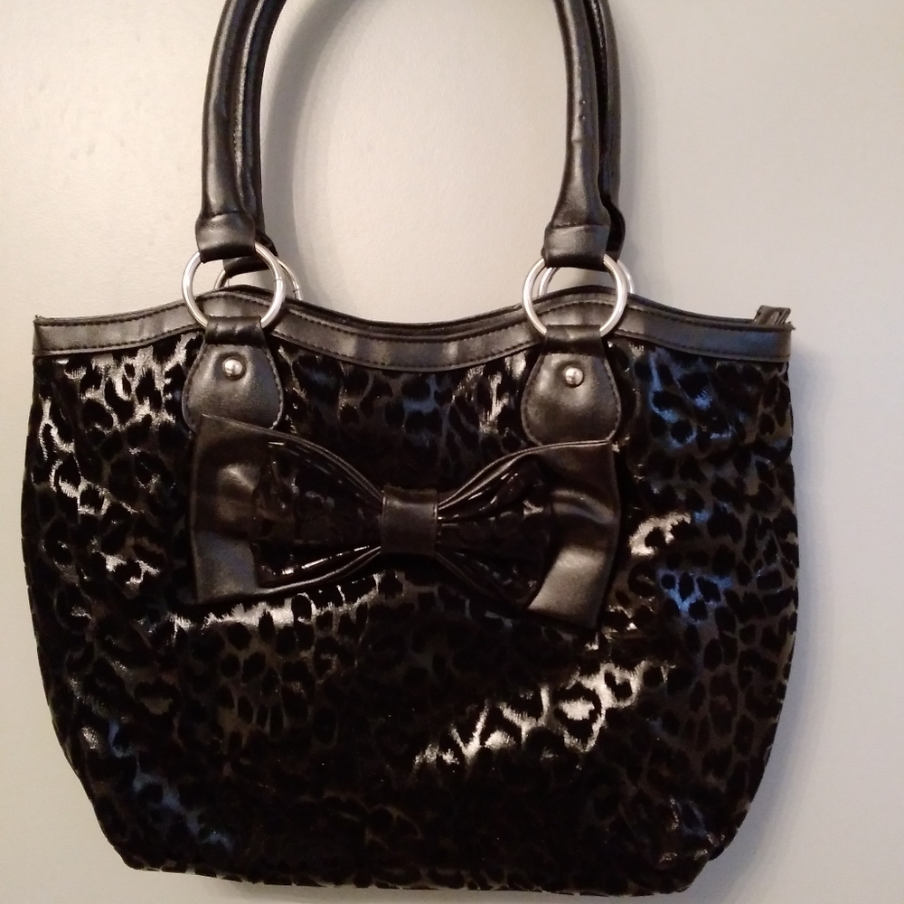 Rock Rebel Black Leopard Purse